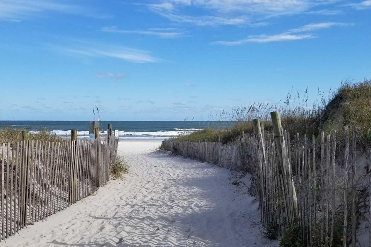 Family-Friendly Beach Condo 1 Block To Shore! Myrtle Beach Bagian luar foto